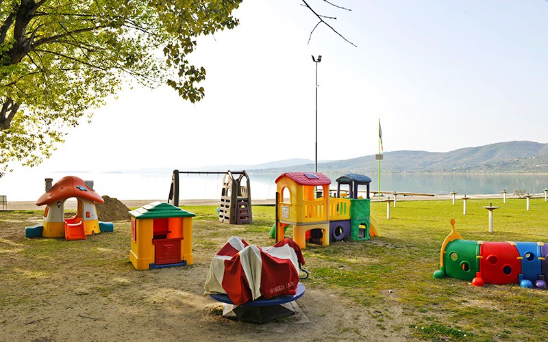 Parco giochi sul lago trasimeno