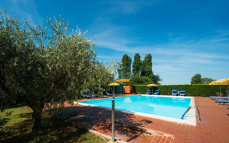 La Piscina di Hotel Torricella - Hotel sul Lago Trasimeno con piscina